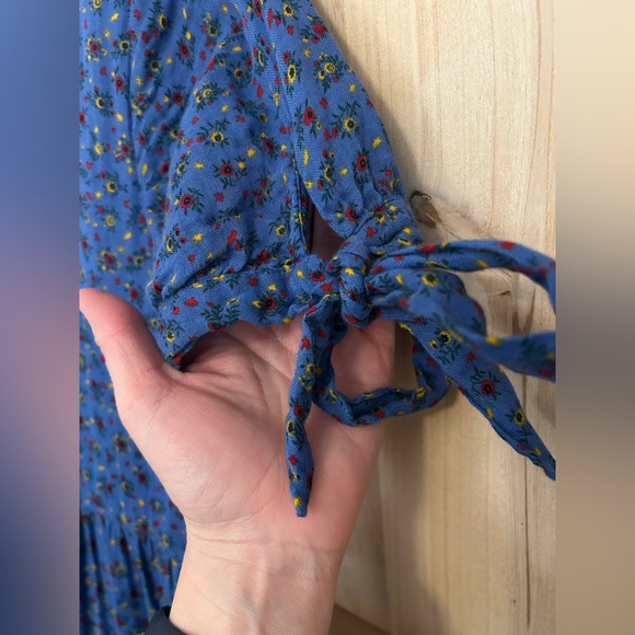 Madewell Maxi Blue Floral Tiered Ruffle Dress with Tie Sleeves, XS. EUC - Picture 8 of 9